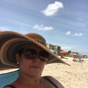 Meet your Posher, Lourdes